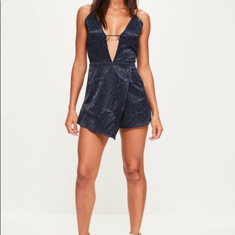 Envelope skort romper